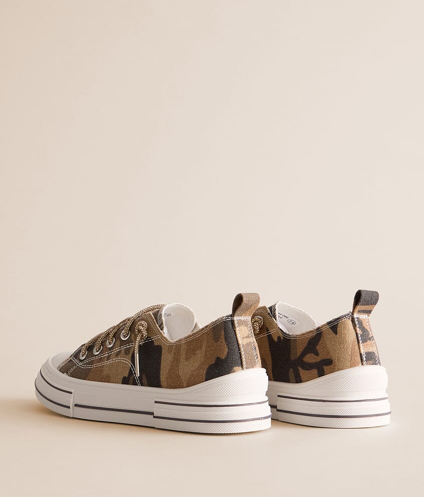 Aman Camo Sneaker