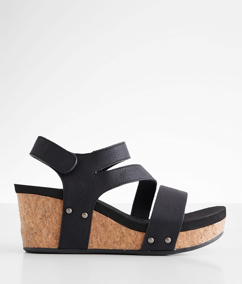 Very G Casper Wedge Sandal