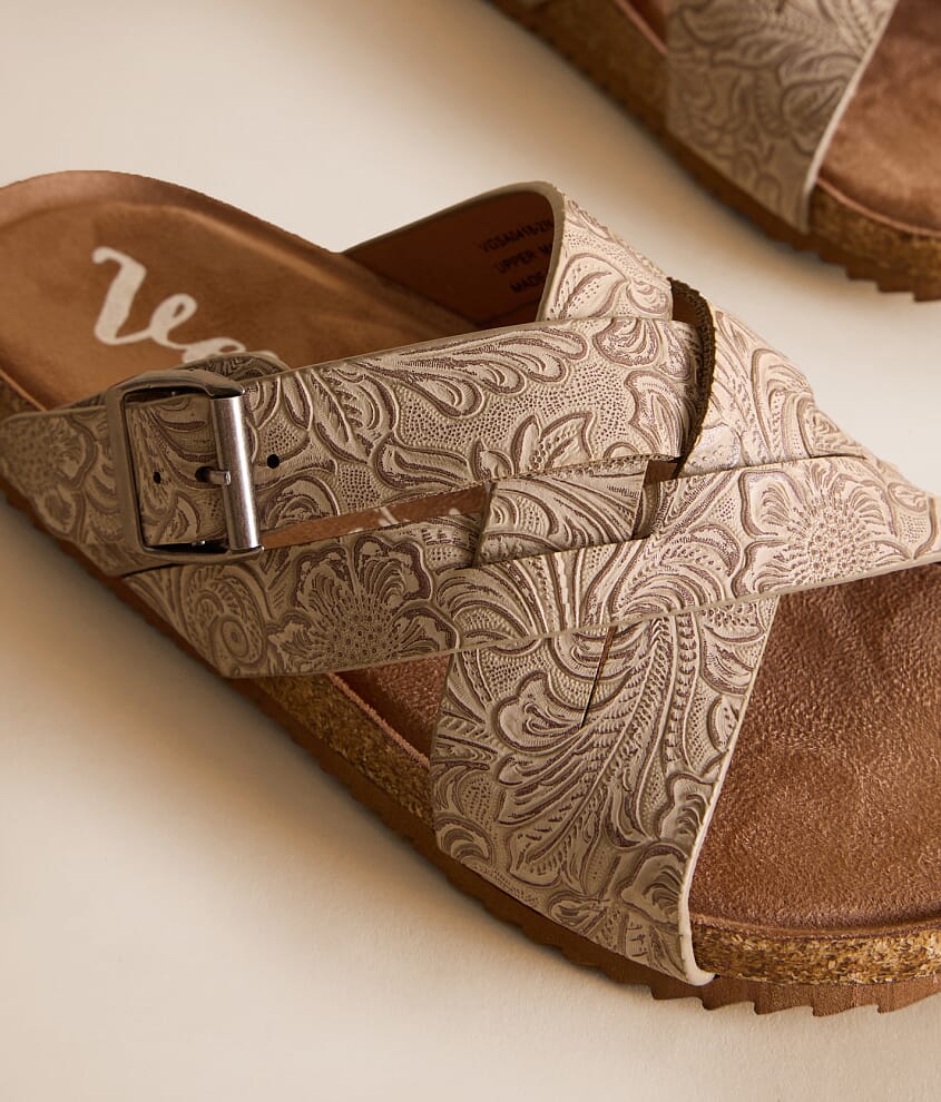 Jayda Tooled Sandal - thumbnail 5