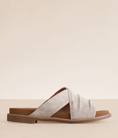 Very G Jolene Sandal front view