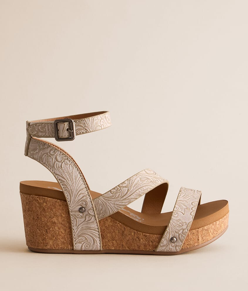 Kiara Wedge Sandal