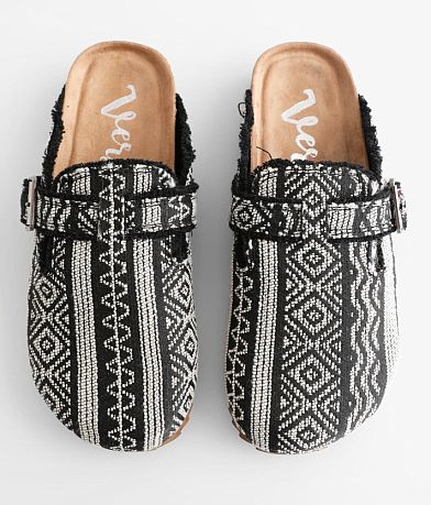 Very G Picnic Mule Shoe misc detail 3 view