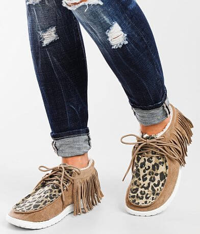 Very G Sia Fringe Shoe misc detail 5 view