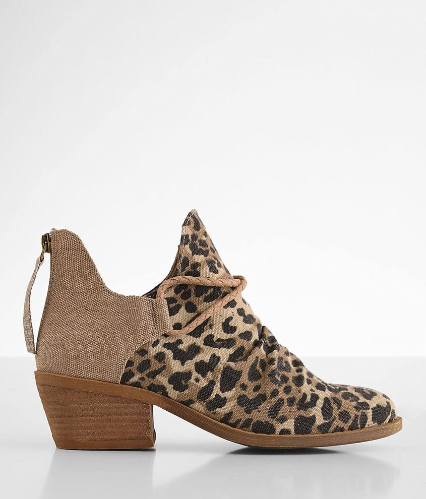 Very g leopard clearance booties