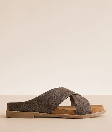 Very G Tawney Sandal front view