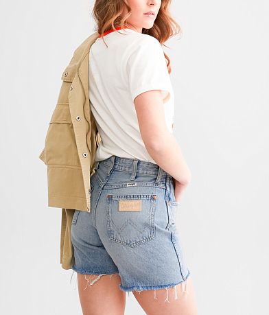 Wrangler® High Rise Cowboy Short front view