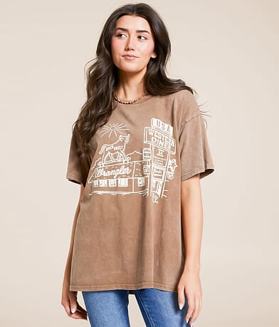 Wrangler® Western Diner Oversized T-Shirt front view