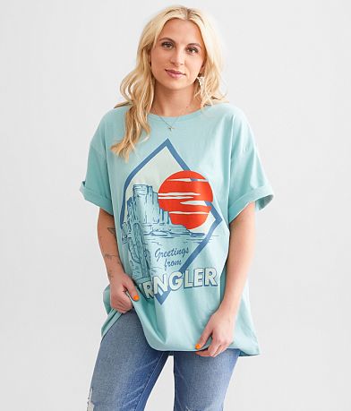 Wrangler® Greetings Oversized T-Shirt front view