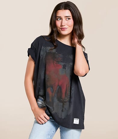 Wrangler® x Lainey Wilson Horse Oversized T-Shirt front view