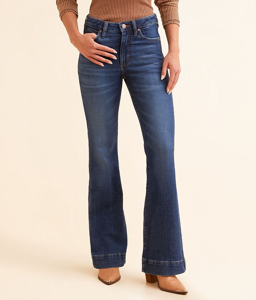 Wrangler® Retro Trouser Flare Stretch Jean - Women's Jeans in Sara | Buckle