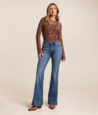 sexy country clothes AMWIPE Womens Country Concert Cowgirl Tank Tops Sexy Western Graphic Crop  Outfits for Teens Apricot at Amazon Women's Clothing store main image 1