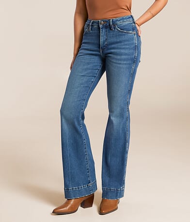 Wrangler® Retro® Trouser Stretch Jean front view