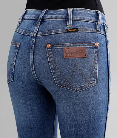Wrangler&#174; Retro&#174; High Super Flare Jean back pocket view