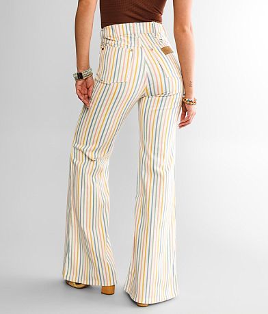 Wrangler&#174; Wanderer High Rise Flare Pant BACK