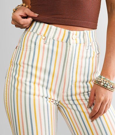 Wrangler&#174; Wanderer High Rise Flare Pant MISC_DETAIL_1