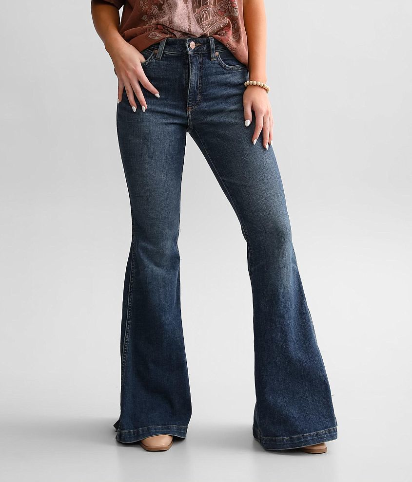 Wrangler® Retro Extreme Flare Stretch Jean - Women's Jeans in Retro Dark |  Buckle