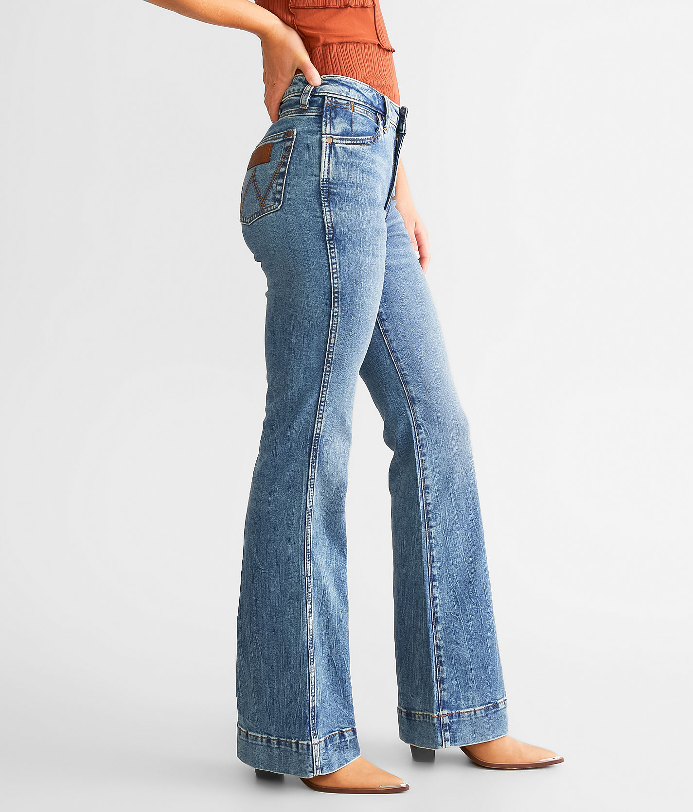 Women\'s - Briley in Trouser Jeans Retro | Wrangler® Buckle Stretch Jean