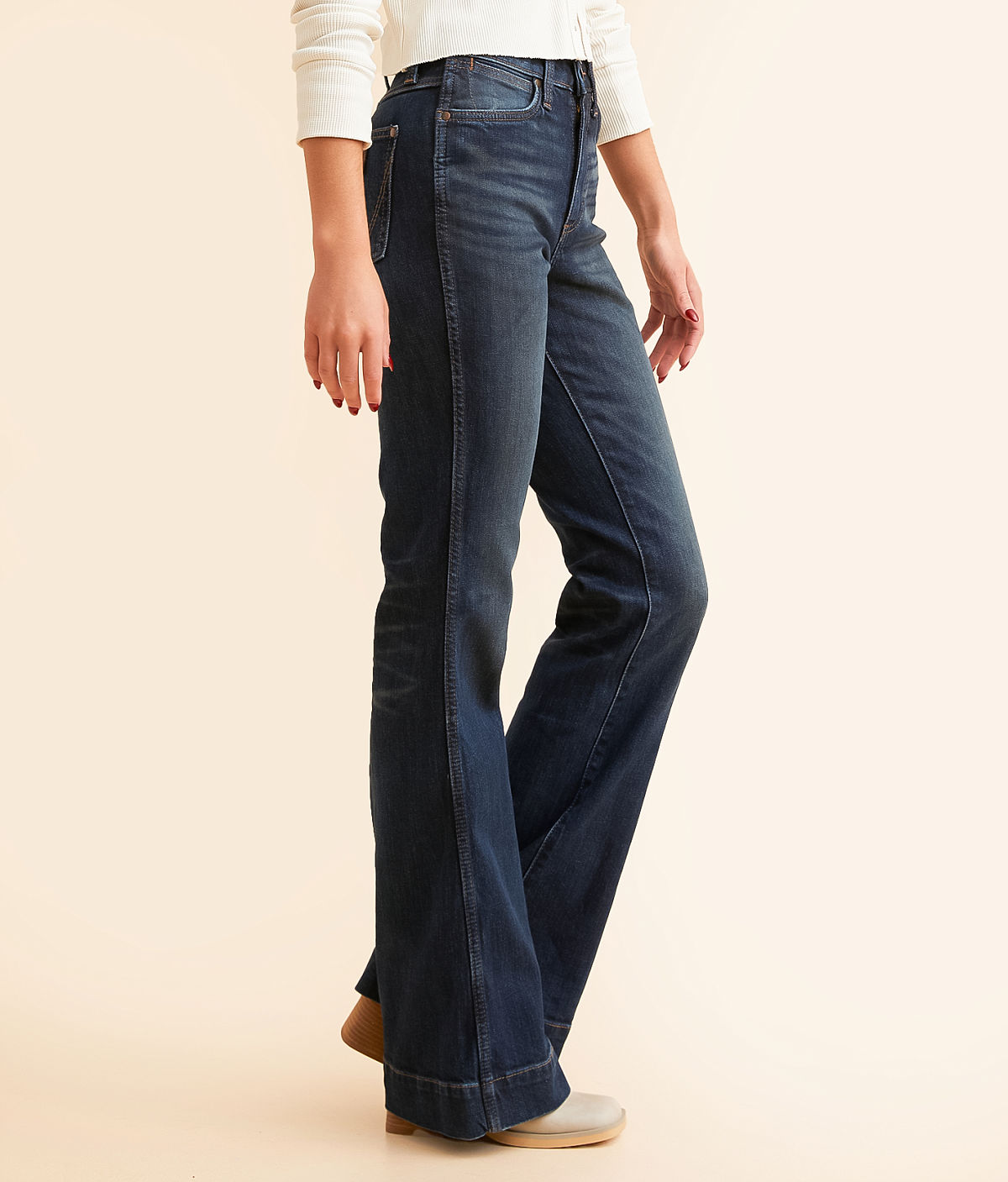 Wrangler® Retro Bailey Trouser Stretch Jean — Beau by Buckle