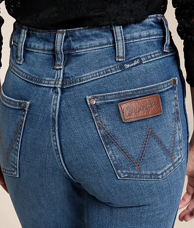 Wrangler&#174; Retro Bailey Trouser Stretch Jean BACK_POCKET