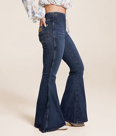Wrangler&#174; Lainey Wilson Bell Bottom Stretch Jean FULL_RIGHT_SIDE