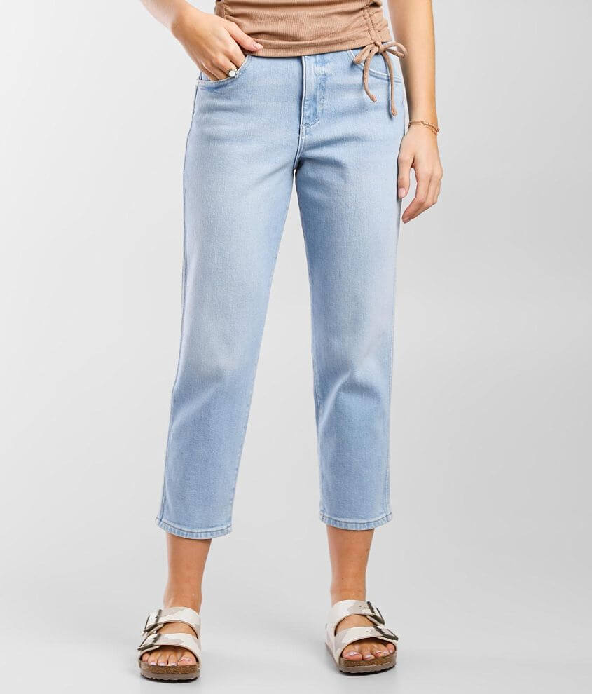 Wrangler® Mom Jean Women's Jeans in Clear Blue Buckle