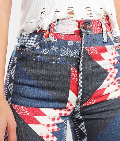 Wrangler&#174; Heritage Wanderer Flare Pant MISC_DETAIL_2
