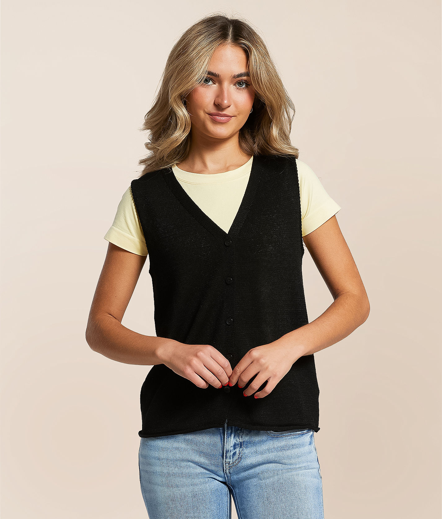 BERNA 売れ筋商品|||ヴェルナ ニット&セーター アウター レディース Sweaters Black Petal V-neck Sweater - Black | Levi's® US